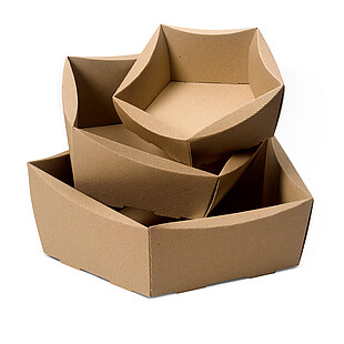 Pentagonal flute Royal gift basket
